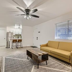 Remodeled 2Bd 2Bt W/ Full Kitchen Pool Gym Laundry Διαμέρισμα Tempe Exterior photo
