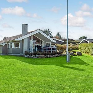 Three-Bedroom Holiday Home In Allinge Exterior photo