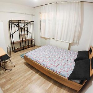 Affordable Private Room In A Shared Flat In Sisli Κωνσταντινούπολη Exterior photo