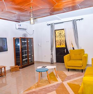 Appartement Meuble 2 Chambres Avec Salle De Bain - 1 Salon - 1E Cuisine - La Concorde - Quartier Nkomkana Yaoundé Exterior photo