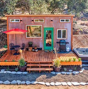 Among The Stars- Tiny Home With Viewshot Tuband More Oakhurst Exterior photo