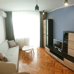 Sunny Center Apartment Oradea Exterior photo