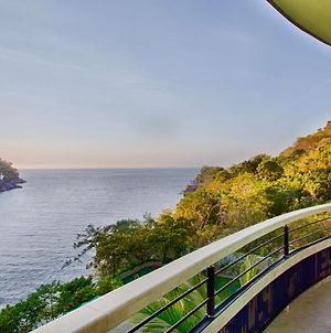 Beautifully Decorated Panoramic Suite, Offering Impressive Views Of The Bay Πουέρτο Βαγιάρτα Exterior photo