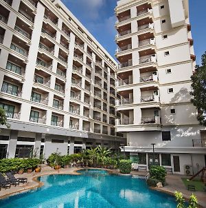 Mike Garden Resort Hotel Pattaya Exterior photo