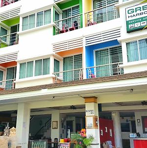 Green Harbor Hotel & Service Apartment Phuket Exterior photo