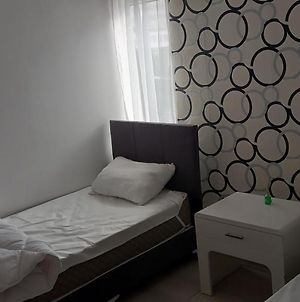 City Apart 2- Single Double Bed Room Αττάλεια Exterior photo