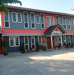 Kp. เพลส หลวงแพ่ง Διαμέρισμα Μπανγκόκ Exterior photo