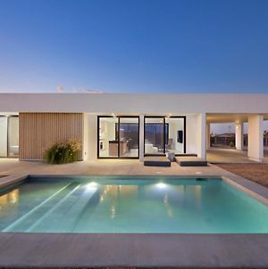 Tera Haus - Minimalist Desert Temple With Pool Home Yucca Valley Exterior photo