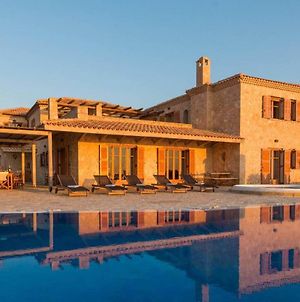Astarte Villas - Diva Affluence With Private Pool Κορίθι Exterior photo