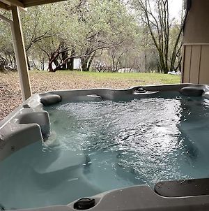 The Happy Cabin W/ Hot Tub Βίλα Oakhurst Exterior photo