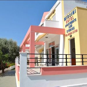 Mirsini Hotel Πλωμάρι Exterior photo
