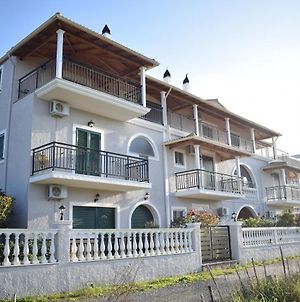 Villa Nefeli Άγιος Γεώργιος Exterior photo