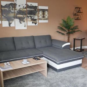 Wohlfuhlen In Der Schifferstadt Rosslau Mit Netflix Διαμέρισμα Dessau-Rosslau Exterior photo