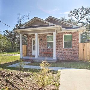 Downtown Pensacola Vacation Rental With Yard! Exterior photo
