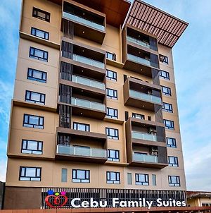 Cebu Family Suites Powered By Cocotel Exterior photo