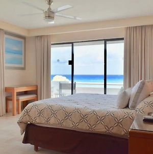 Ocean Front Villa In Cancun Hotel Zone Exterior photo