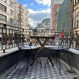 Cozy Flat With Balcony Near Taksim Square Διαμέρισμα Κωνσταντινούπολη Exterior photo