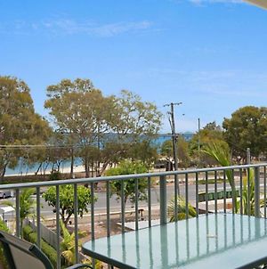 Spectacular Unit Overlooking Pumicestone Passage - Welsby Pde, Bongaree Exterior photo