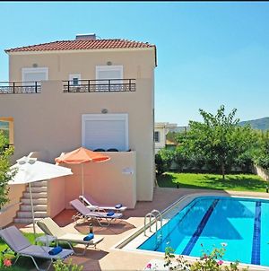 Selini Villas With Private Pool 10 Minutes Walking From The Beach Ραπανιανά Exterior photo