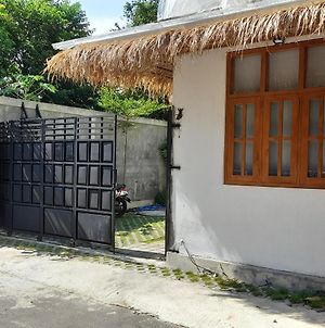 Bring In House Yogyakarta Διαμέρισμα Exterior photo