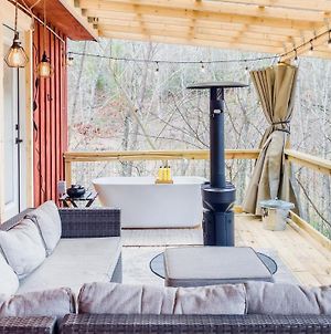 Romantic Spot! Huge Deck With Outdoor Soaking Tub Cosby Exterior photo