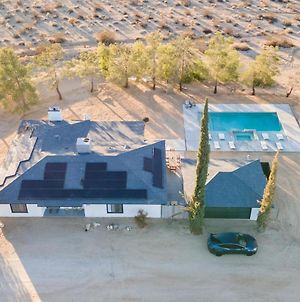 Desert Owl Estate-Resort Style Pool, Spa And More Twentynine Palms Exterior photo