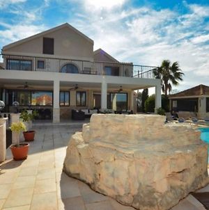 Mesaria Villa Premium With Pool Exterior photo