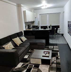 Avangarden Apartment Μπρασόβ Room photo