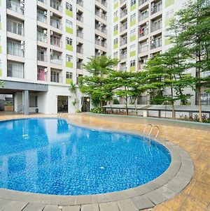 Redliving Apartemen Serpong Green View - Nawawih Room Tower B Τάνγκερανγκ Exterior photo