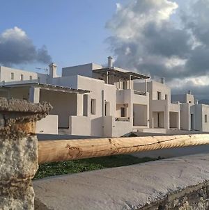 Family-Size House In The Fields Of Naxos 2Br Queen, 2Tv, 2Wc Naxos City Exterior photo