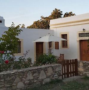 Small Traditional House In Asfendiou Kos Exterior photo