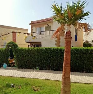 Relax & Recharge Βίλα Αΐν Σούχνα Exterior photo