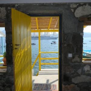 The Yellow Boat House Klima  Exterior photo