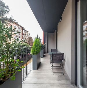 Comfy APT with Private Parking & Balcony Διαμέρισμα Μιλάνο Exterior photo