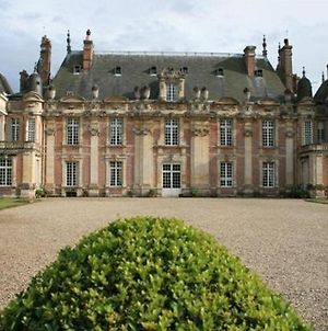 Chateau De Miromesnil Bed and Breakfast Tourville-sur-Arques Exterior photo