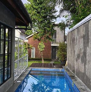 Omah Ucok Yogyakarta Ξενοδοχείο Sleman  Exterior photo