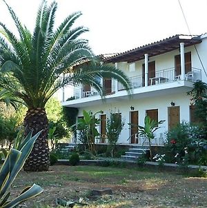 Villa Alexandra Ρόδα Exterior photo