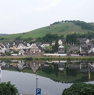 Mosel View Old Town Apartments Zell an der Mosel Room photo