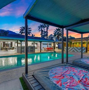 The Ritz - Luxury Home With Pool & Speakeasy Bar Παλμ Σπρινγκς Exterior photo