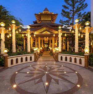 Quality Resort And Spa Patong Beach Phuket - Sha Certificate Exterior photo