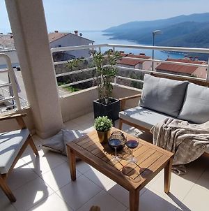 Apartment Cami -Stylish Apartment With A Beautiful Seaview Rabac Exterior photo