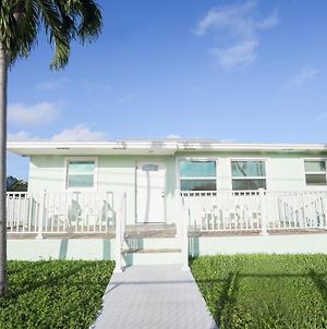 The Guava Duff - Beautiful Kw Home With Space To Chill & Lots Of Free Parking!! Κι Γουέστ Exterior photo