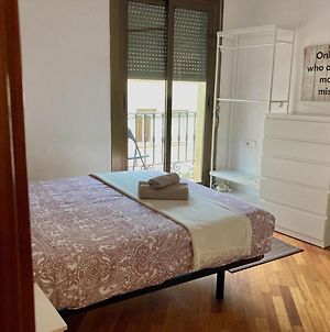 Apartamento Barcelona, 3 Dormitorios, 8 Personas - Es-175-7 Exterior photo