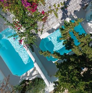Thalassitra Private Pool Suites & Spa Αδάμας Exterior photo