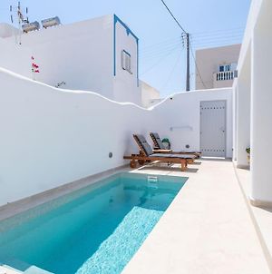 Acrus Villa Santorini With Heated Pool Καρτεράδος Exterior photo