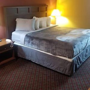Osu King Bed Hotel Room 121 Booking Sateen Sheets Wi-Fi Stillwater Exterior photo