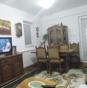 Kraljevski Apartman Διαμέρισμα Κράλιεβο Exterior photo