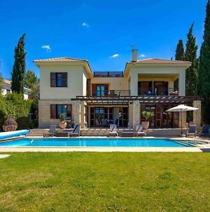3 Bedroom Villa Kedros With Private Pool And Hot Tub, Aphrodite Hills Resort Κούκλια Exterior photo