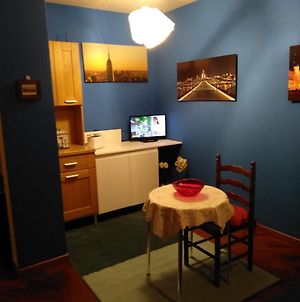 Mini Appartamento Con Giardino Fontanafredda Exterior photo
