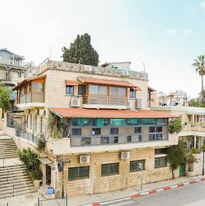 Mendis Accommodation Safed Exterior photo
